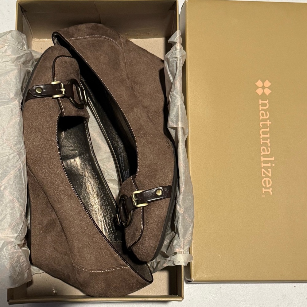 Naturalizer Brown Suede Wedge Loafers